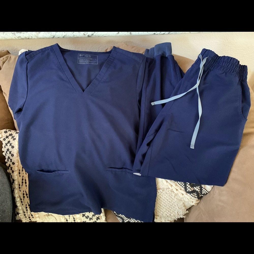 Large Scrub Top and Bottom